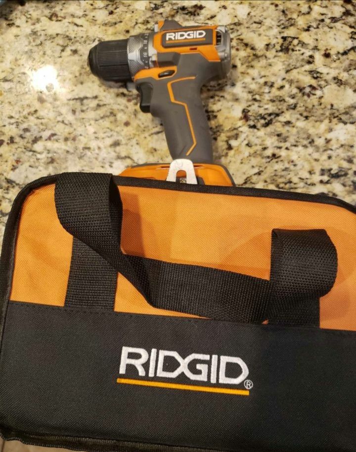 Ridgid R8701 1/2 in. 18V Drill/Driver and tool bag, no battery for Sale ...