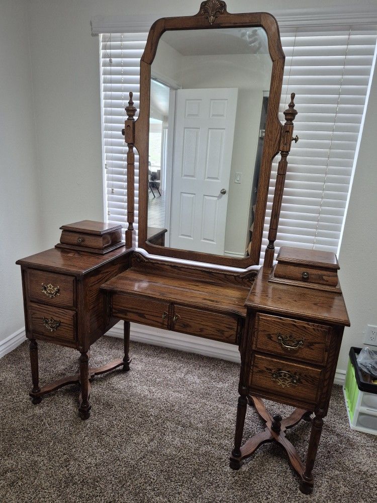 Antique Dresser With Mirror