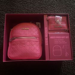 Steve Madden Multi Piece Gift Set