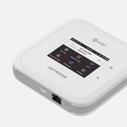 AT&T Netgear Mobile Hotspot – Portable WiFi – Works Great