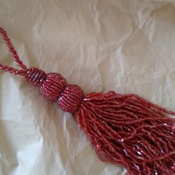 New! -- tassel napkin rings for holidays