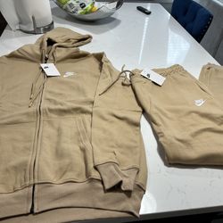 XXL,3x Khaki Classic Nike Sweatsuit 