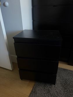 Nightstand 3 drawer
