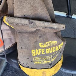 Construction Bolt Bag
