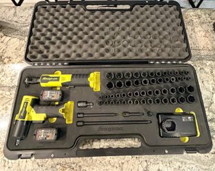 Snap-on Cordless Tool Set with Case