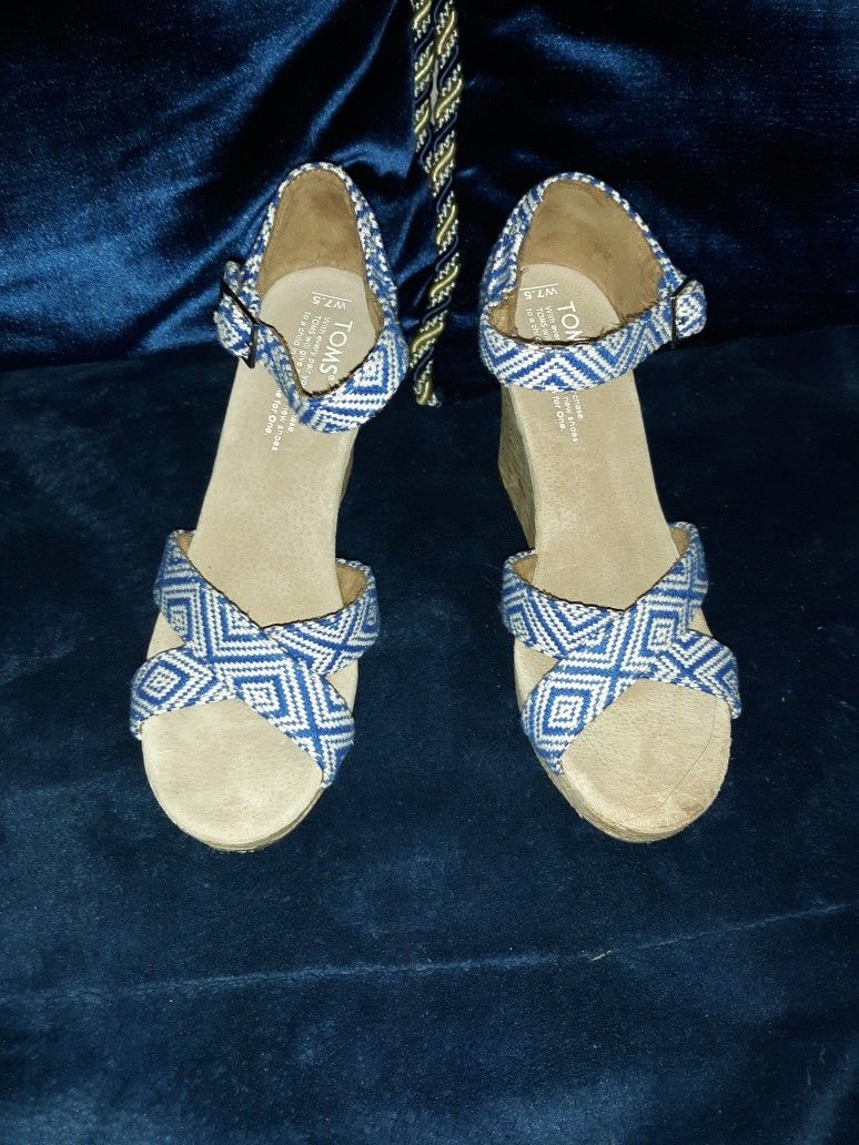 Toms Wedge Sandals Women
