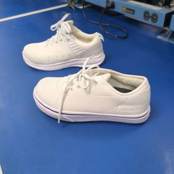 Aventura And Timberland Size 6 For Women 