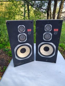 Akai 3-Way Speaker System Model SR-LA201 Max 110 Watts 8 Ohms Made In USA Work!!