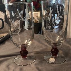 Moderna pedestal glasses princess house