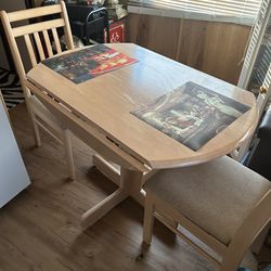 Drop leaf Table W/ 4 Chairs