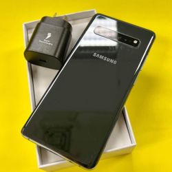 Samsung Galaxy S10+, 128GB,  Factory Unlocked.  Excellent Condition.  Like New 