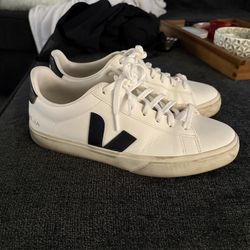 Veja sneakers