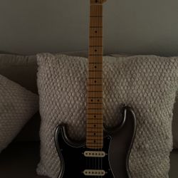 left handed american fender strat with gretsch hbucker stock pick up 