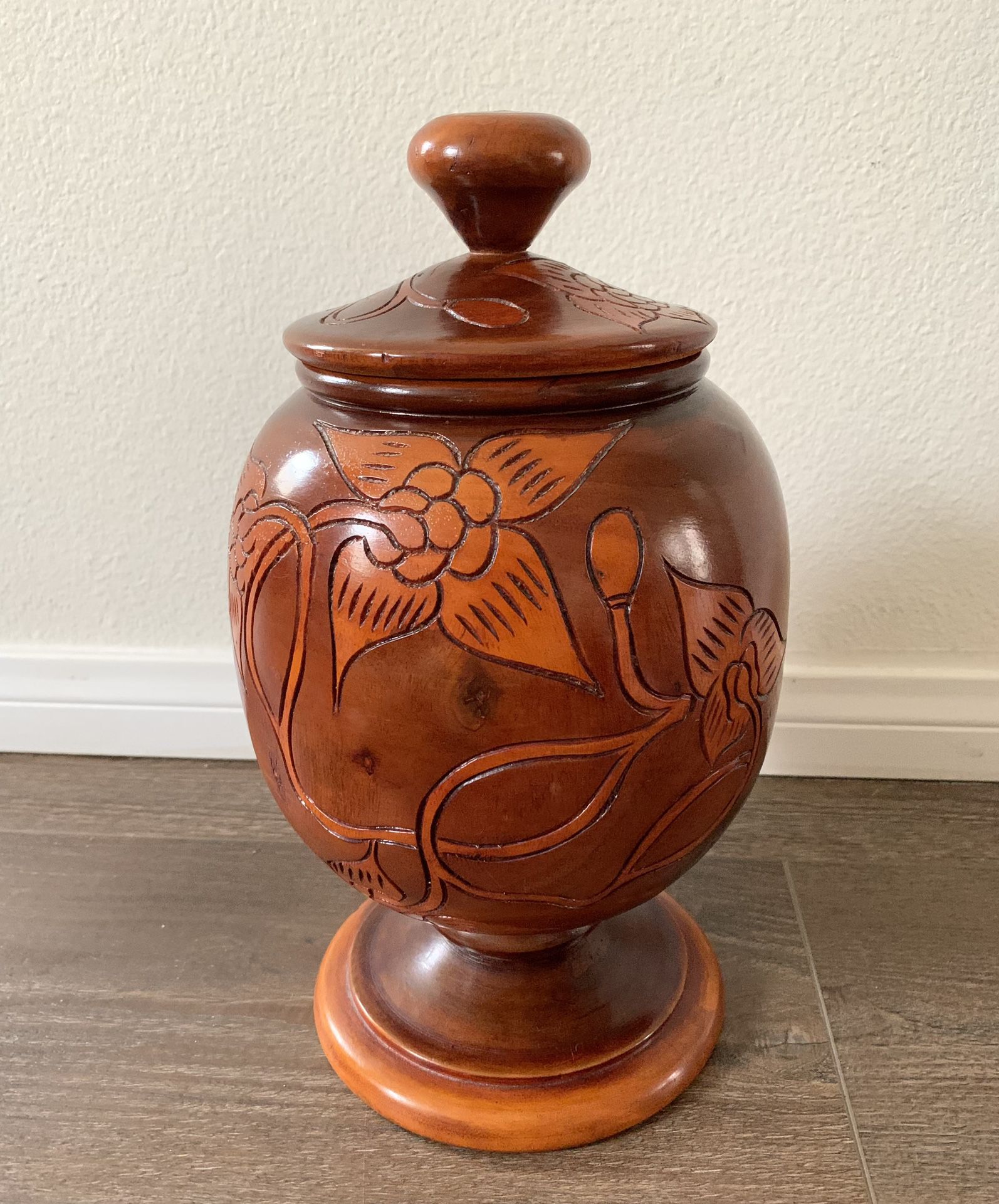 Wooden Vase 