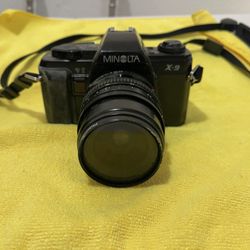 Minolta X-9 35 Mm Camera With 52 Mm Lens 