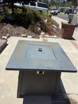 Endless Summer, Good Vibes, 30" Square Outdoor Propane Fire Pit Table & Propane Tank