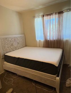 FULL SIZE BED FRAME