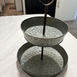 Aluminum 2 Tier Serving Tower