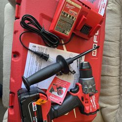 BRANDNEW M18 FUEL HAMMER DRILL KIT WITH HARD CASE