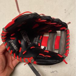 Franklin 10” Kid Left Handed Baseball Glove