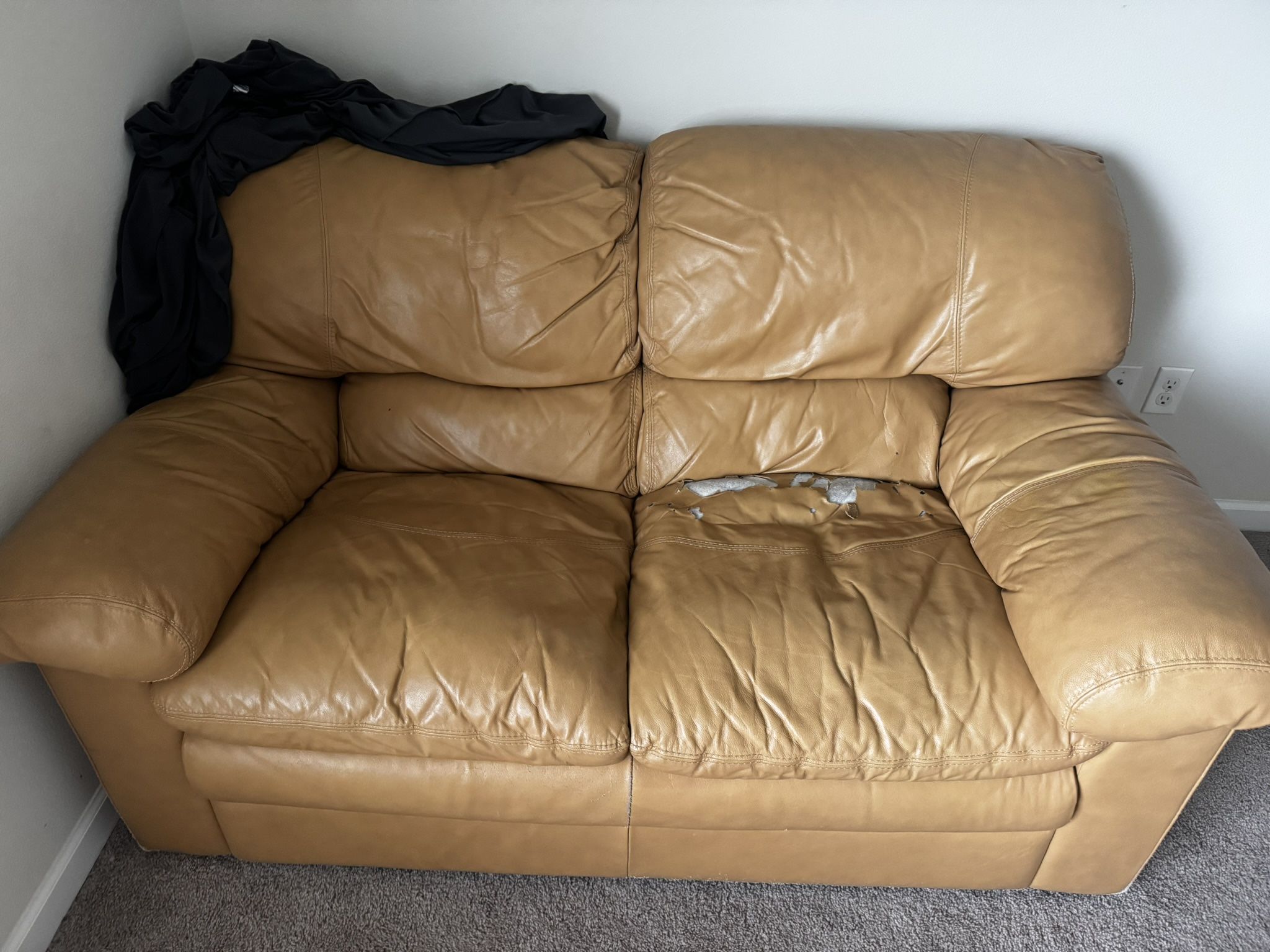 free Sofa