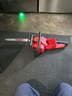 Milwaukee M18 FUEL Cordless Chainsaw