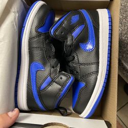 Boys Jordan’s Size 10 