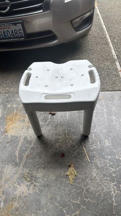 Free shower seat