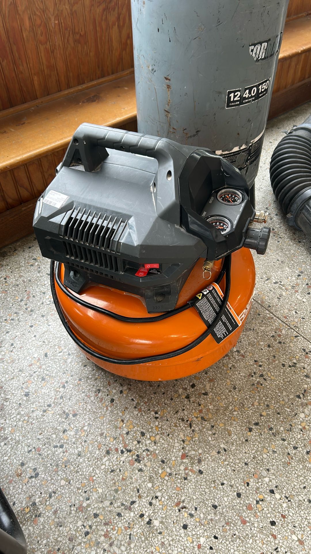 Ridgid 6 Gallon Compressor 