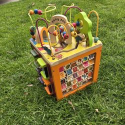 B. Toys Zany Zoo Activity Cube