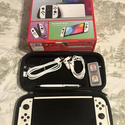Nintendo Switch Oled W/4 Games