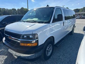 2025 Chevrolet Express Passenger