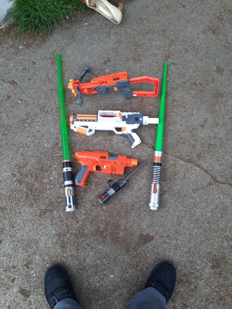 Starwars Nerf Blasters And Hasbrouck Lightsabers