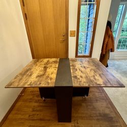 Expandable Drop-Leaf Table – Stylish & Space-Saving Design!