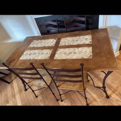 Dining Room Table 