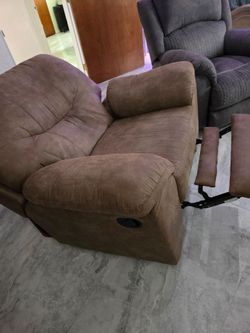 3pc Comfortable Ashley's Furniture Couch Set
