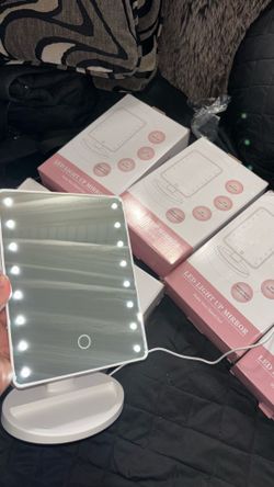 LED Light-Up Vanity Mirror ✨