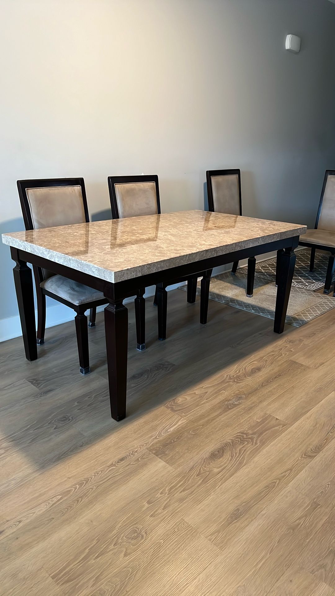 RAYMOUR & FLANIGAN  DINING SET