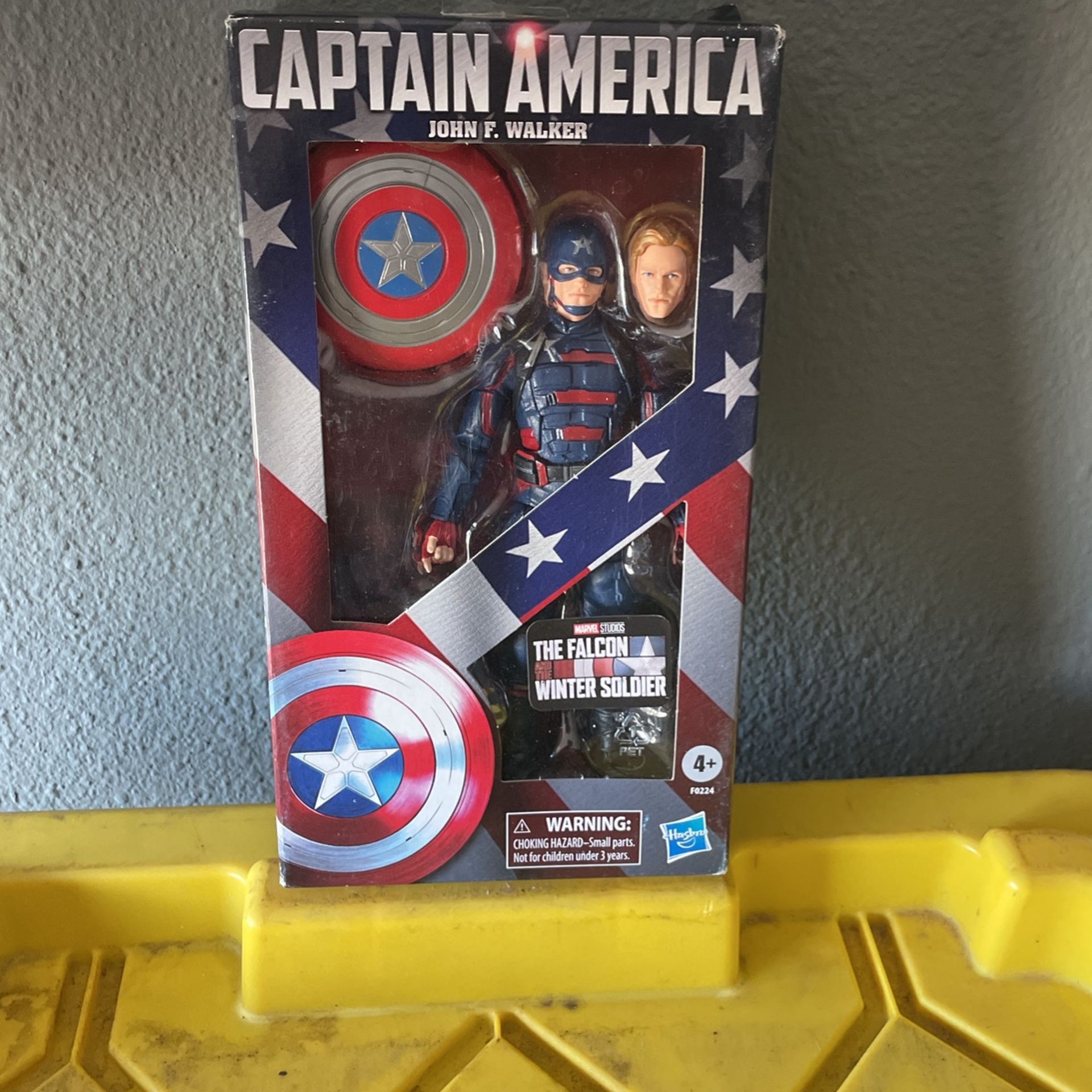 Marvel Legends Captain America 