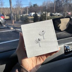 Apple AirPods Pro 2nd Gen + MagSafe Wireless Charging Case (USB-C)