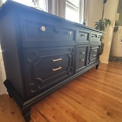 Stunning Wood Dresser!! 