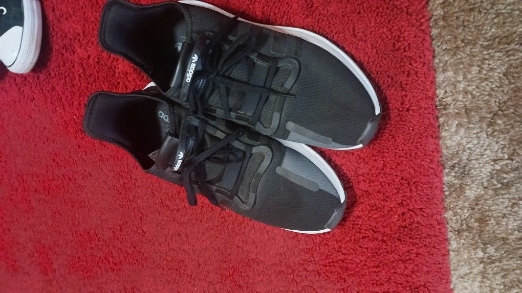 Mens Shoes-Adidas And Converse