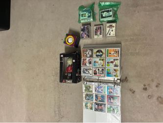 Baseball cards & collectibles