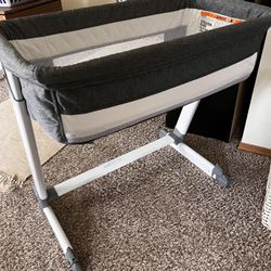 Infant Bassinet 
