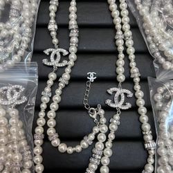 Xiao Xiang's new silver square diamond crystal necklace with high quality