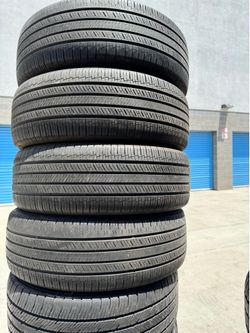 235/65R17 Nexen