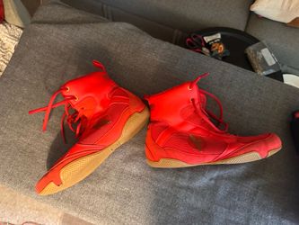 Boxing shoes 6.5