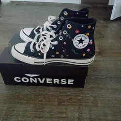 Converse Floral