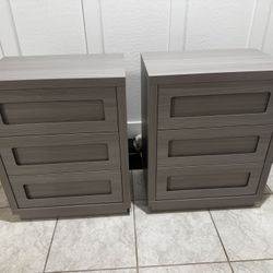 3-Drawer Nightstand With Rustic Design