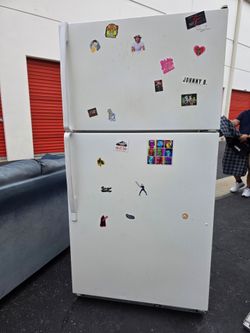 Refrigerator